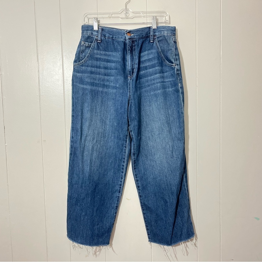 Level 99 Women's Jeans  Blue Cropped Size 30